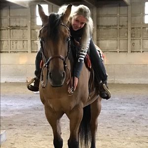 Meet your Posher, Christina